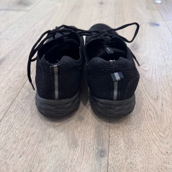 Shoescrews Everlight (Shoes for Crews) Sneakers - Picture 2 of 8